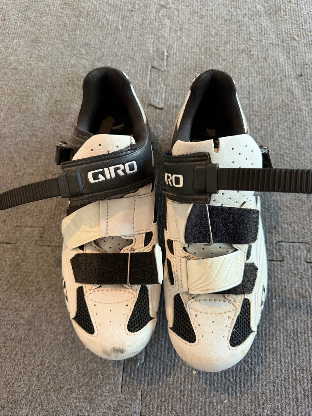 Giro Apexx II Men’s Cycling Shoes – Size 9.5 / EU 43